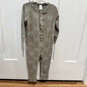 Kate Quinn 2T one piece little drummer snap bottom cotton